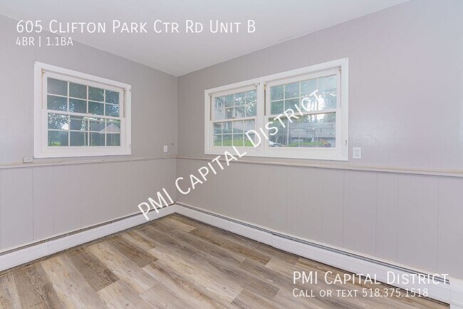 Building Photo - Spacious 1800 SF 4 bedroom, 1.5 bath raise...