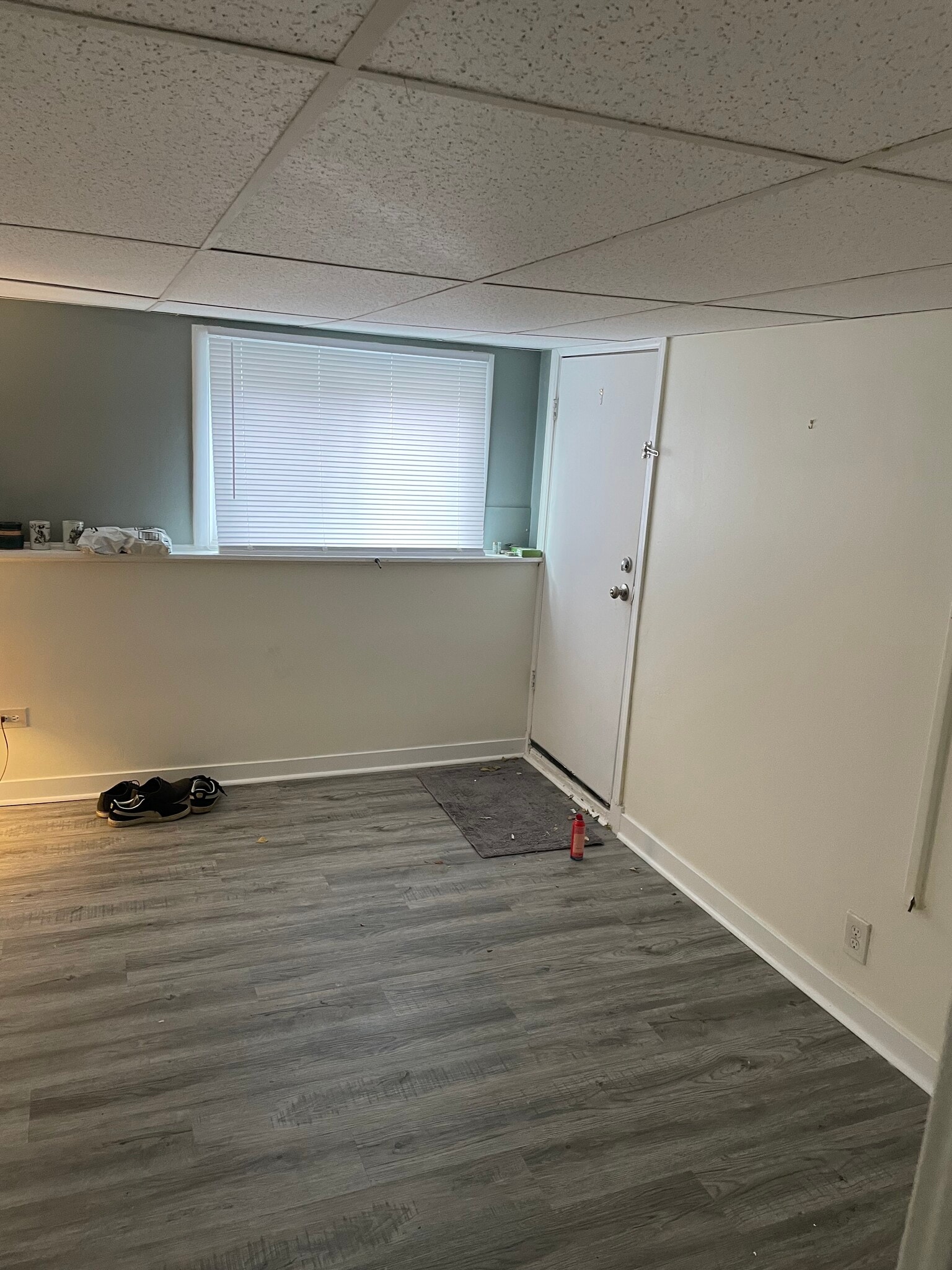 Building Photo - 0N220 Silverleaf Blvd