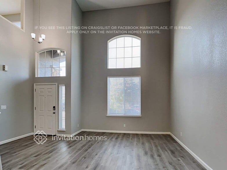 Building Photo - 9420 Red Spruce Way