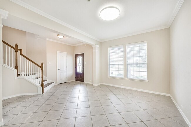 Building Photo - 2601 Hewn Rock Way