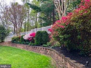 Building Photo - 8931 Falls Farm Dr
