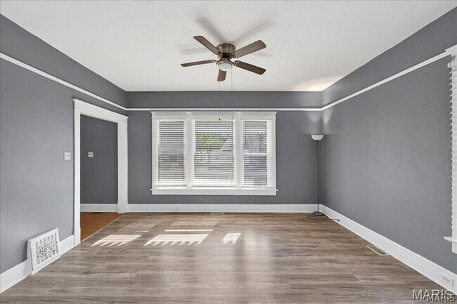 Building Photo - 221 Lebanon Ave