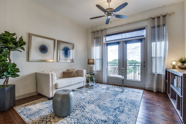 Building Photo - City Living, Elevated