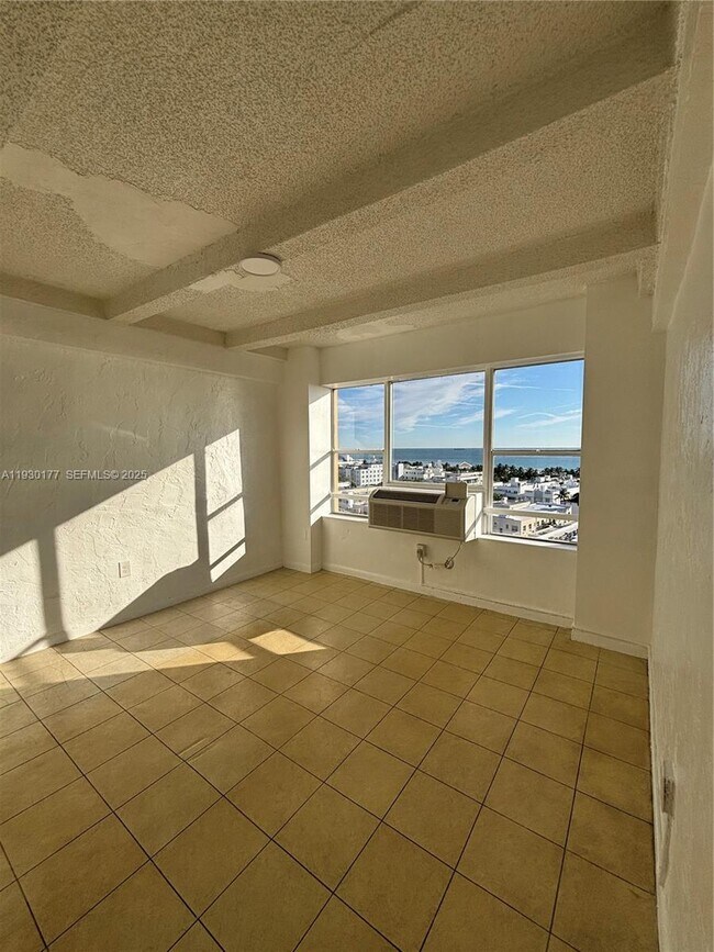 Building Photo - 800 Washington Ave