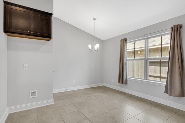 Building Photo - 22211 Senoma Rdg Dr