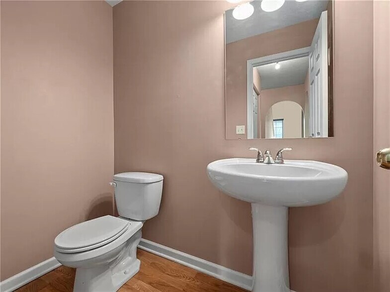 Building Photo - 312 Blake Ct