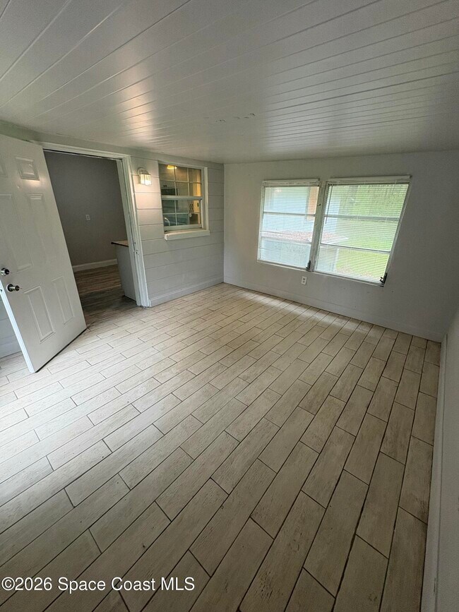 Building Photo - 20822 SW Marine Blvd