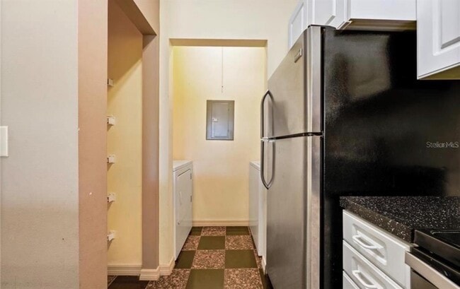 Building Photo - 4107 Chatham Oak Ct