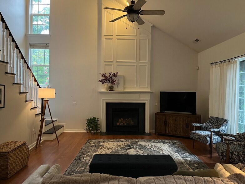 Building Photo - 19101 Harbor Cove Ln
