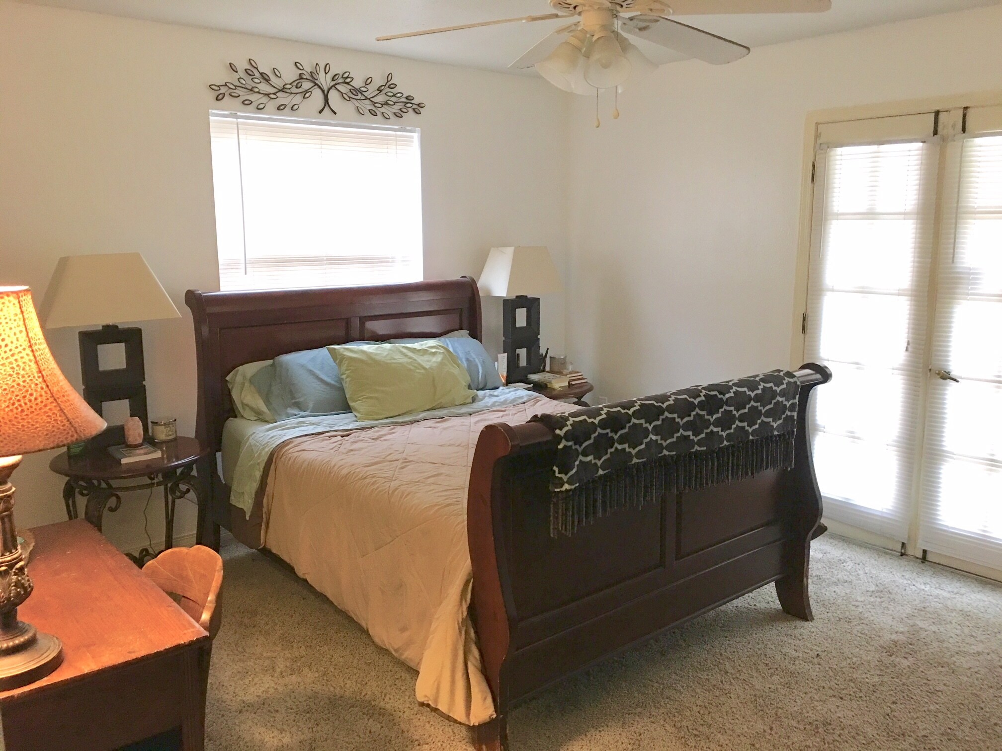 Building Photo - 209 Pine St