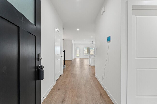 Building Photo - 30430 Lighthouse Bluff Ln