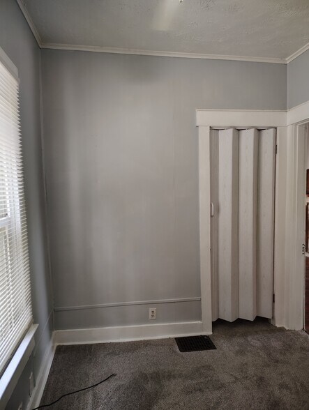 Building Photo - 1118 Wildwood Ave