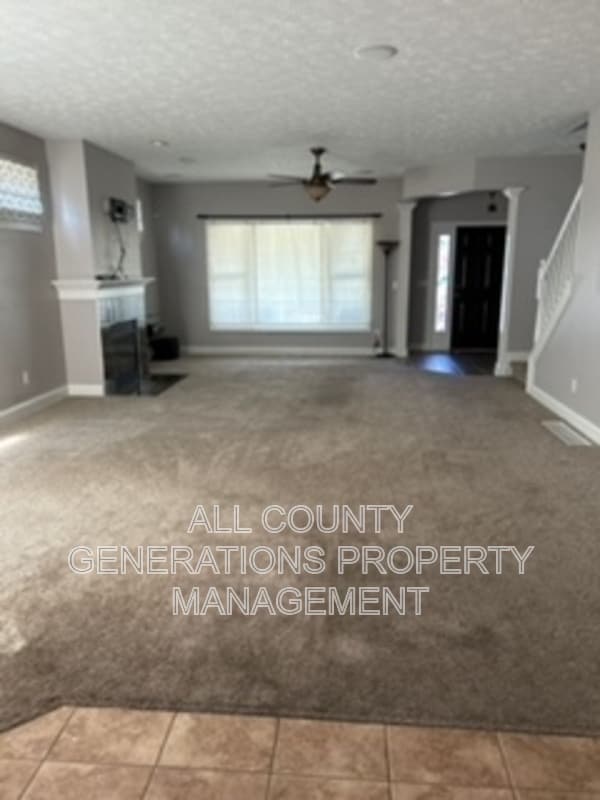 Building Photo - 3383 W 151st St