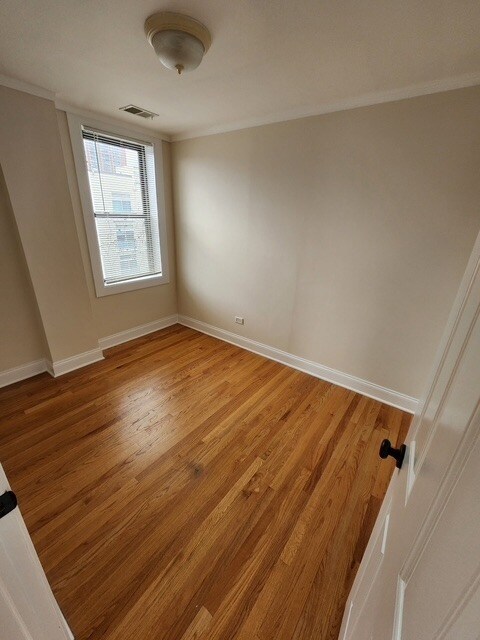 Building Photo - Buena Park - 1 bedroom + Den available ASAP!