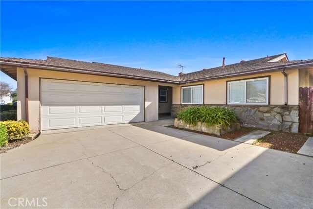 Building Photo - 4880 Hazelnut Ave