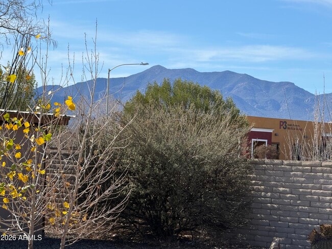 Building Photo - 1475 Via Viento