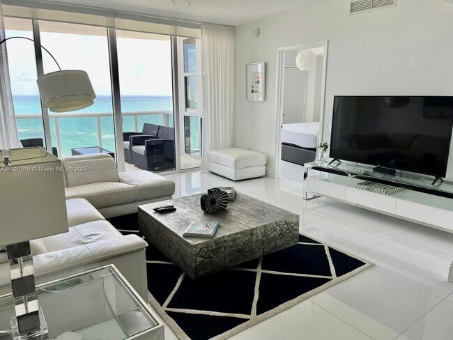 Building Photo - 18201 Collins Ave
