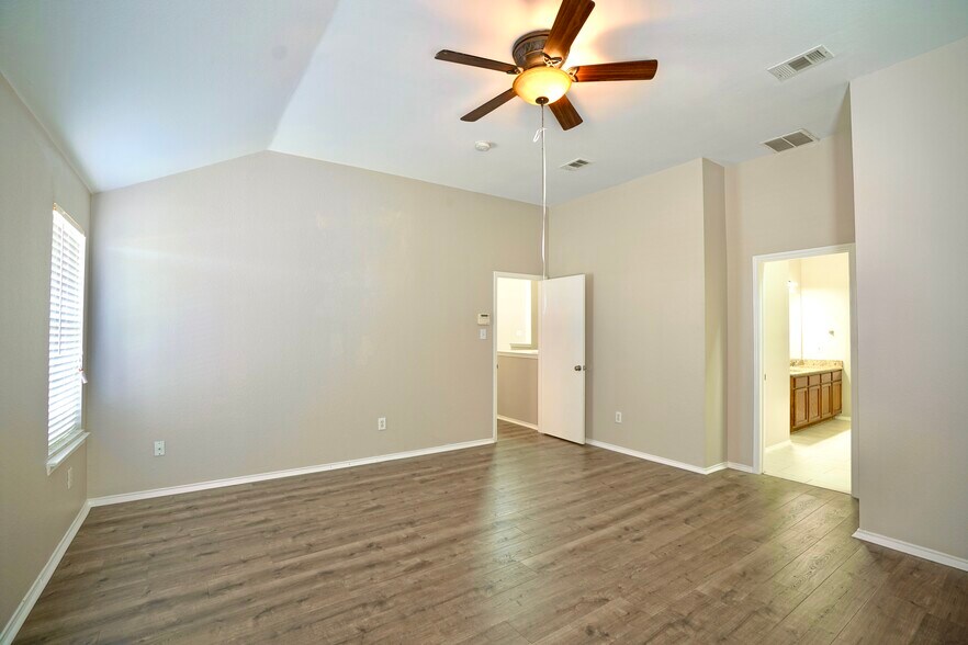 Primary2 - 6629 Scottsdale Way