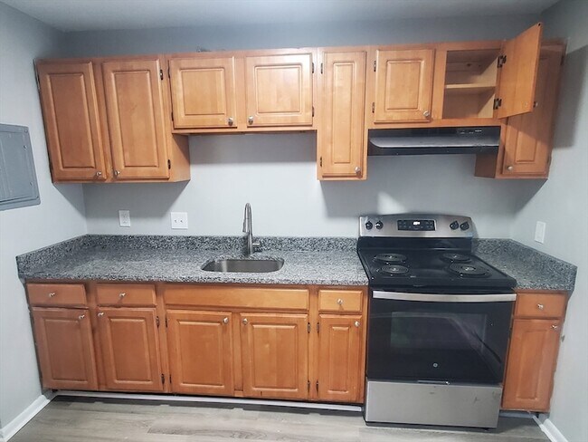 Building Photo - 760 Cummins Hwy