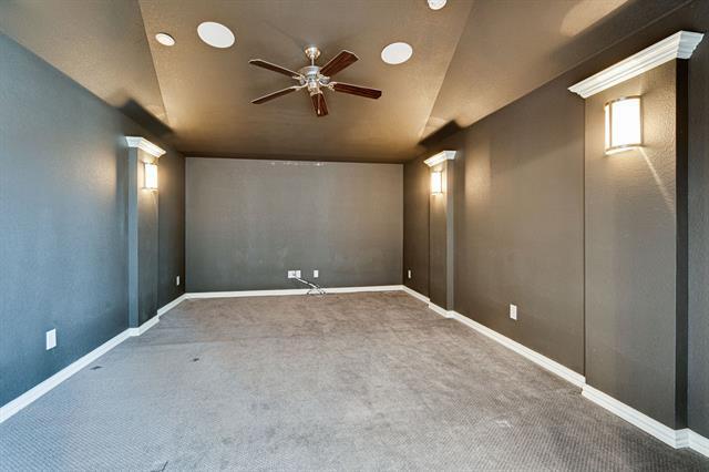 Building Photo - 9001 Violet Dr