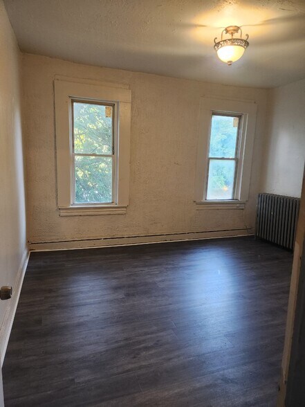 Building Photo - 3917 Park Heights Ave