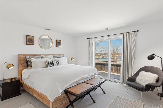 Building Photo - 845 Budds Pond Rd