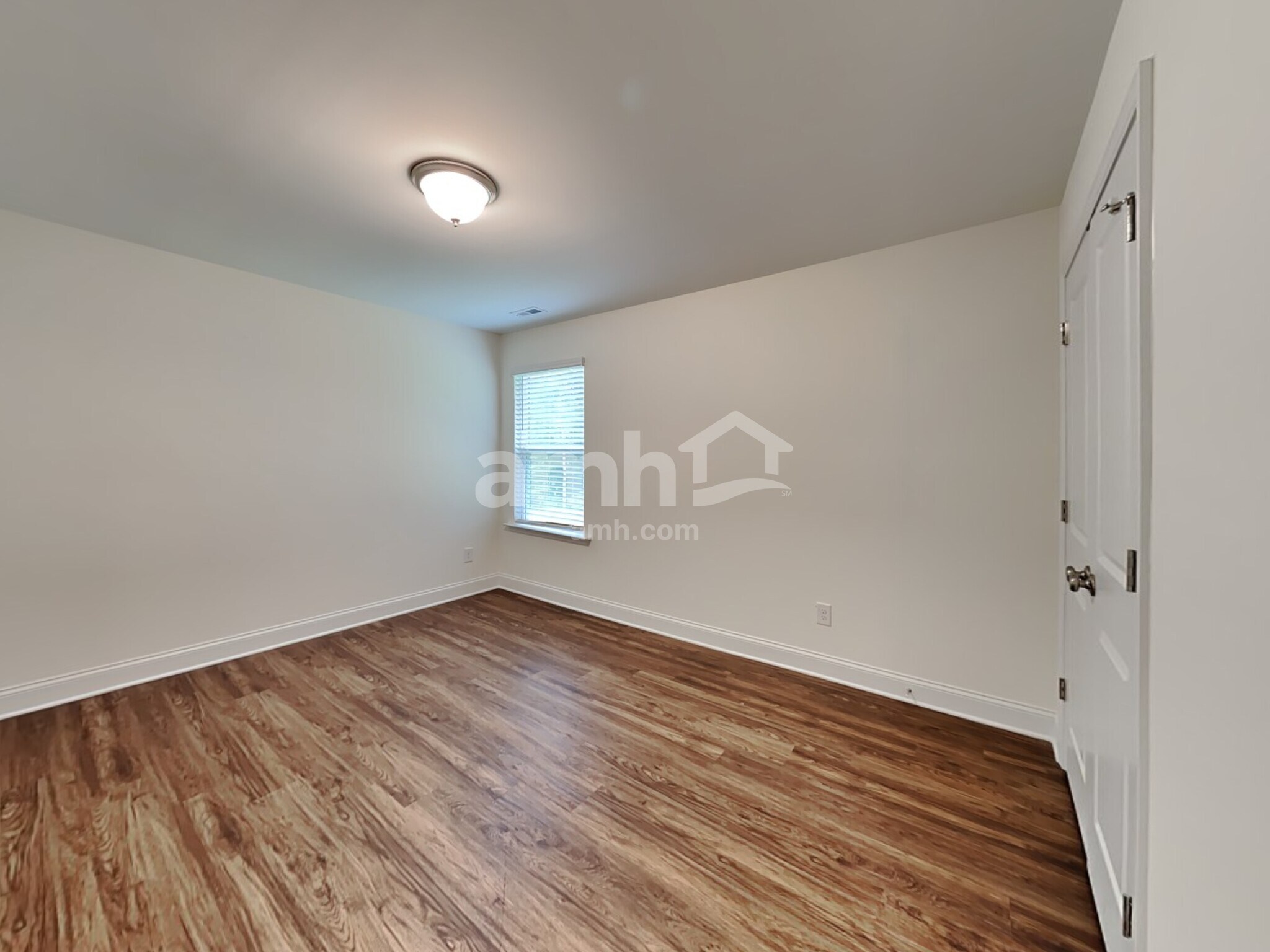 Building Photo - 208 Gregory Dr