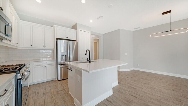 Building Photo - 4720 Willow Bend Ave