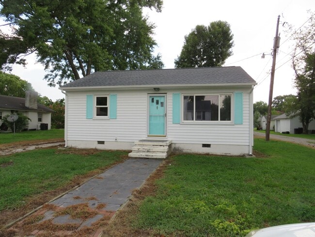 Building Photo - 2 Bedroom 1 Bath in Tappahannock