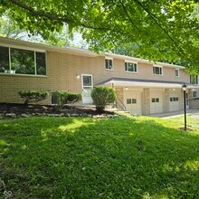 Building Photo - 10016 E Troy Ave