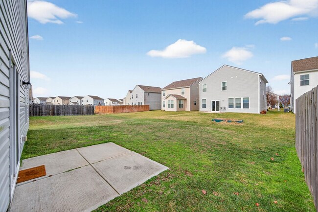 Building Photo - 2024 Shadow Creek Blvd