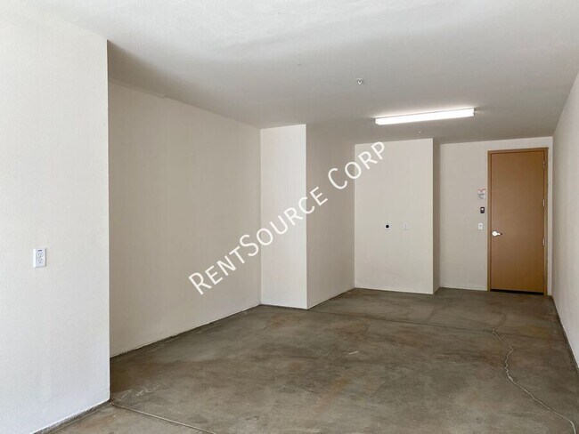 Building Photo - 26955 W Prospector Rd