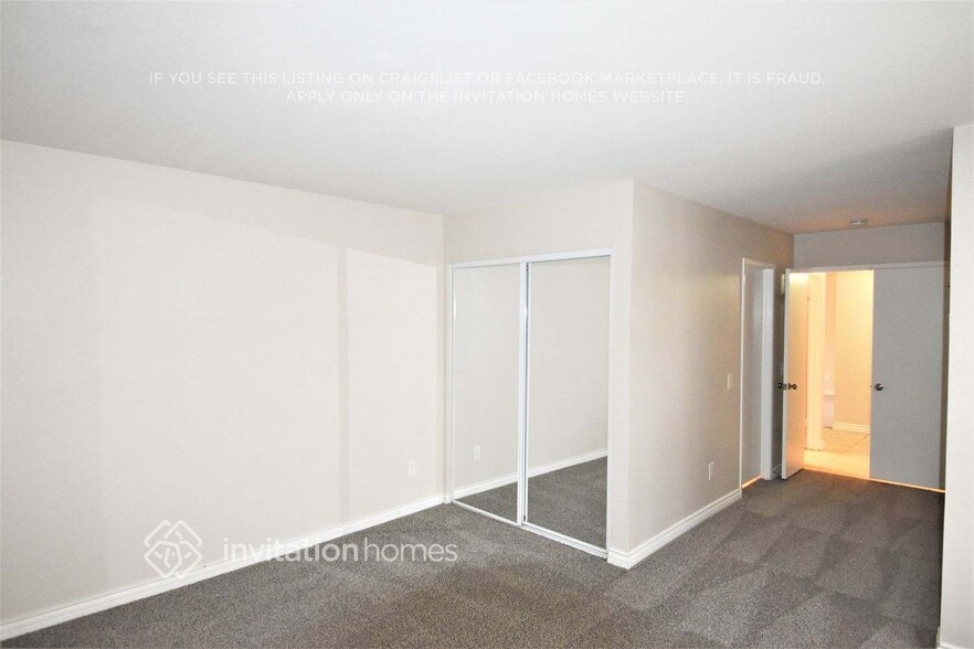 Building Photo - 1462 Hermosa Dr