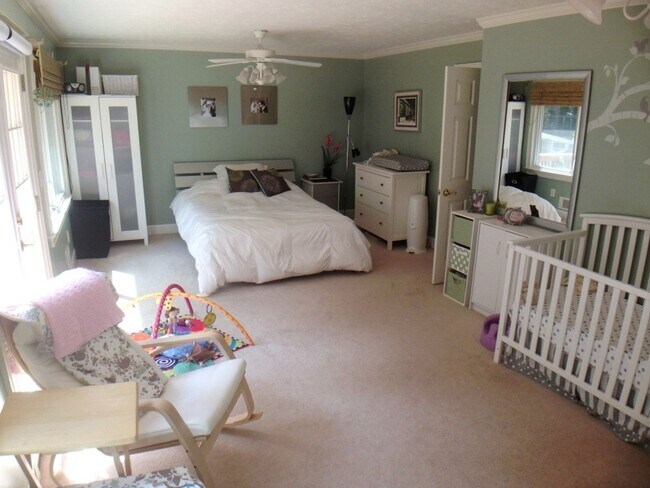 Building Photo - East Cobb with Finished Basement