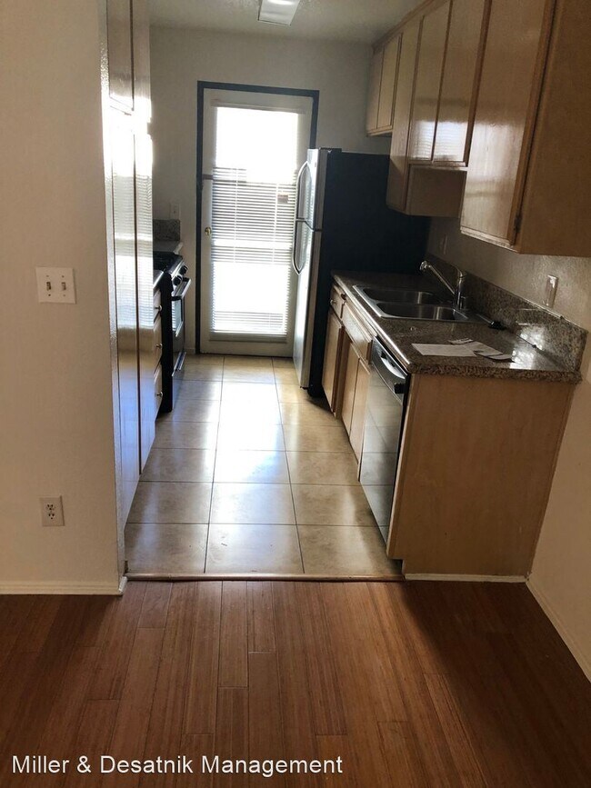 Building Photo - 11806 Mayfield Ave