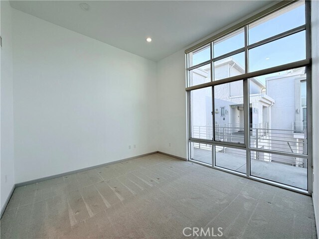 Building Photo - 111 S De Lacey Ave