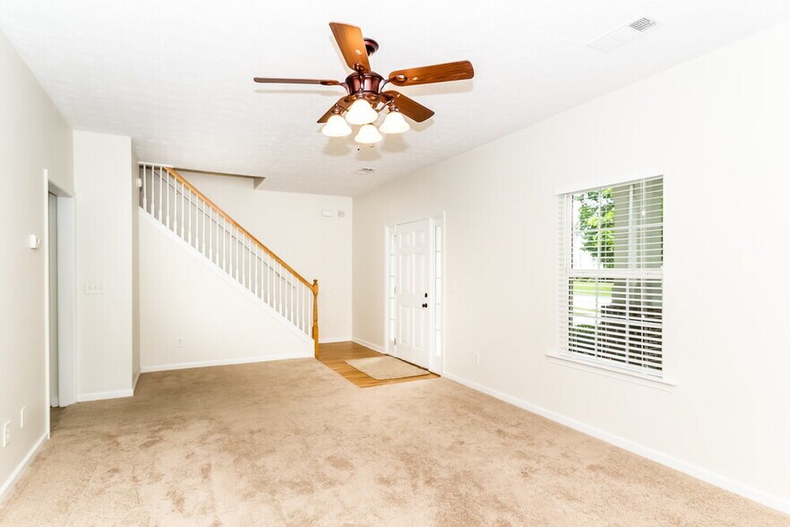 Building Photo - 27 Palladio Way