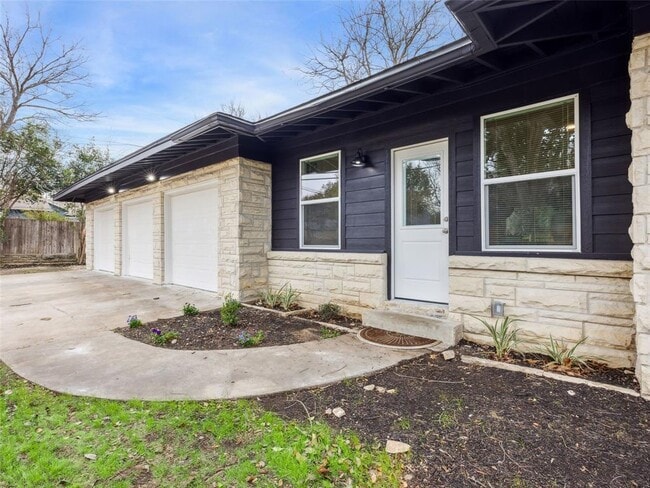 Building Photo - 5807 Shoalwood Ave