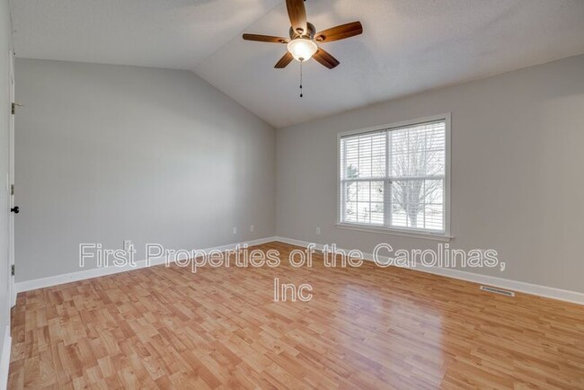 Building Photo - 1111 Quail Haven Dr