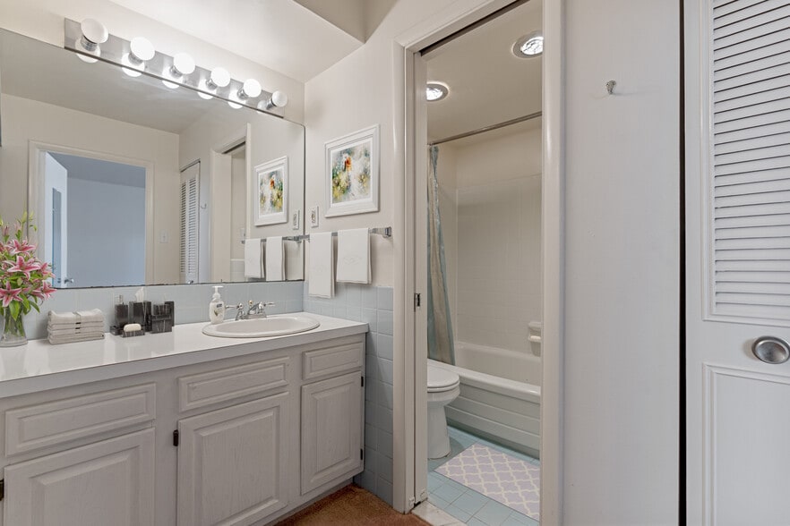 Closet and Bathroom - 1420 N St NW