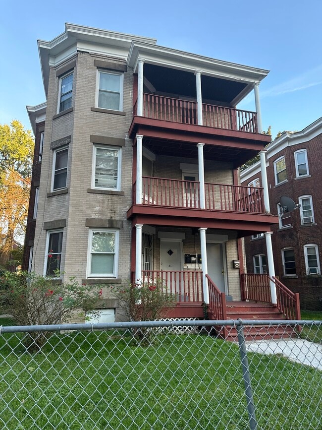 Building Photo - 54 Cabot St