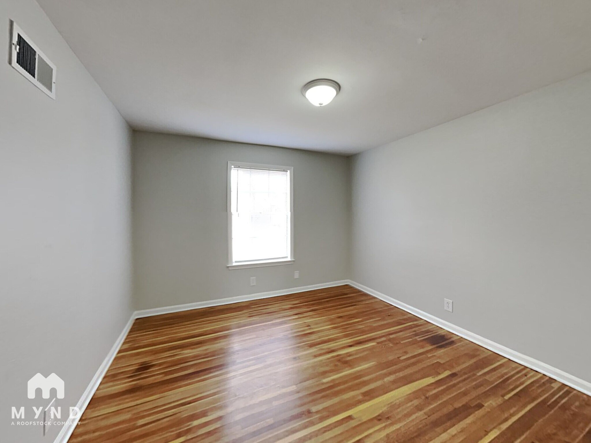 Building Photo - 3281 Whitney Ave