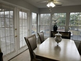 Building Photo - 1401 Sage Ln