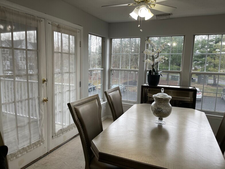 Building Photo - 1401 Sage Ln