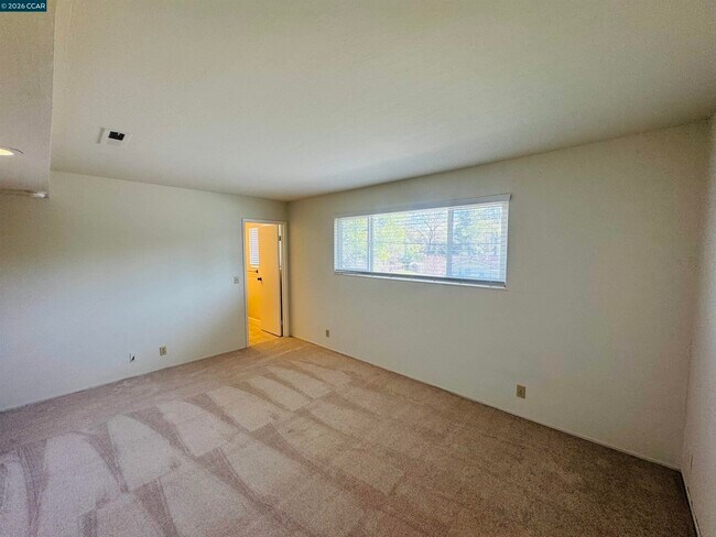 Building Photo - 103 Castle Rock Rd