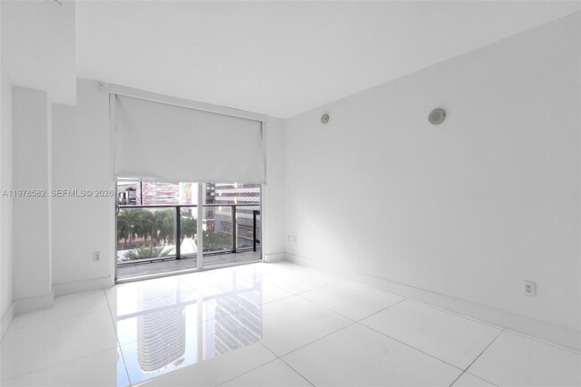 Building Photo - 1100 S Miami Ave