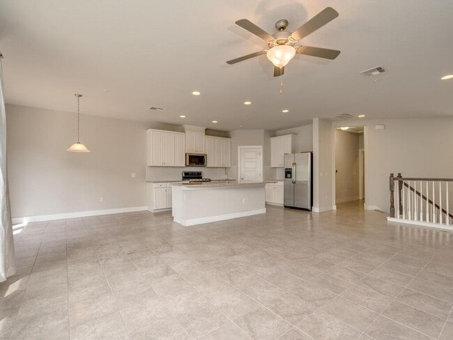 Building Photo - 305 Bridgeford Dr