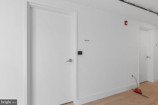 Building Photo - 1144 Frankford Ave