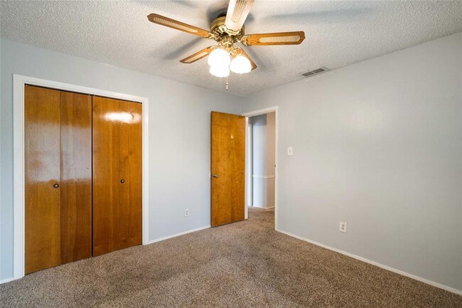 Building Photo - 8517 Fathom Cir