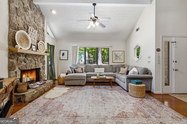 Building Photo - 505 Summerhill Pl